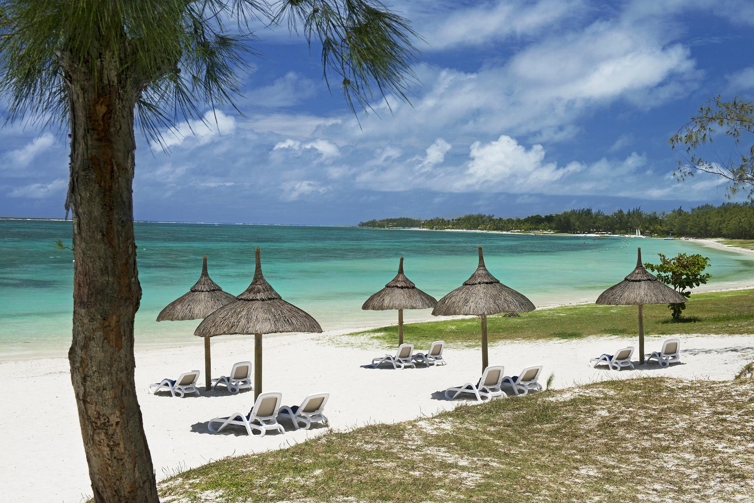 Sunrise Attitude (Adults Only) Hotel Belle Mare Buitenkant foto