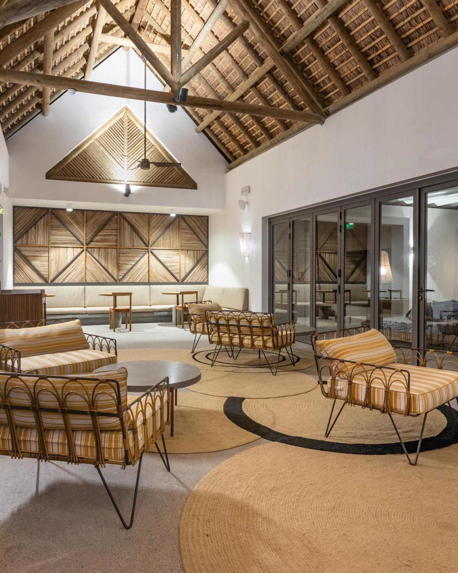 Sunrise Attitude (Adults Only) Hotel Belle Mare Buitenkant foto